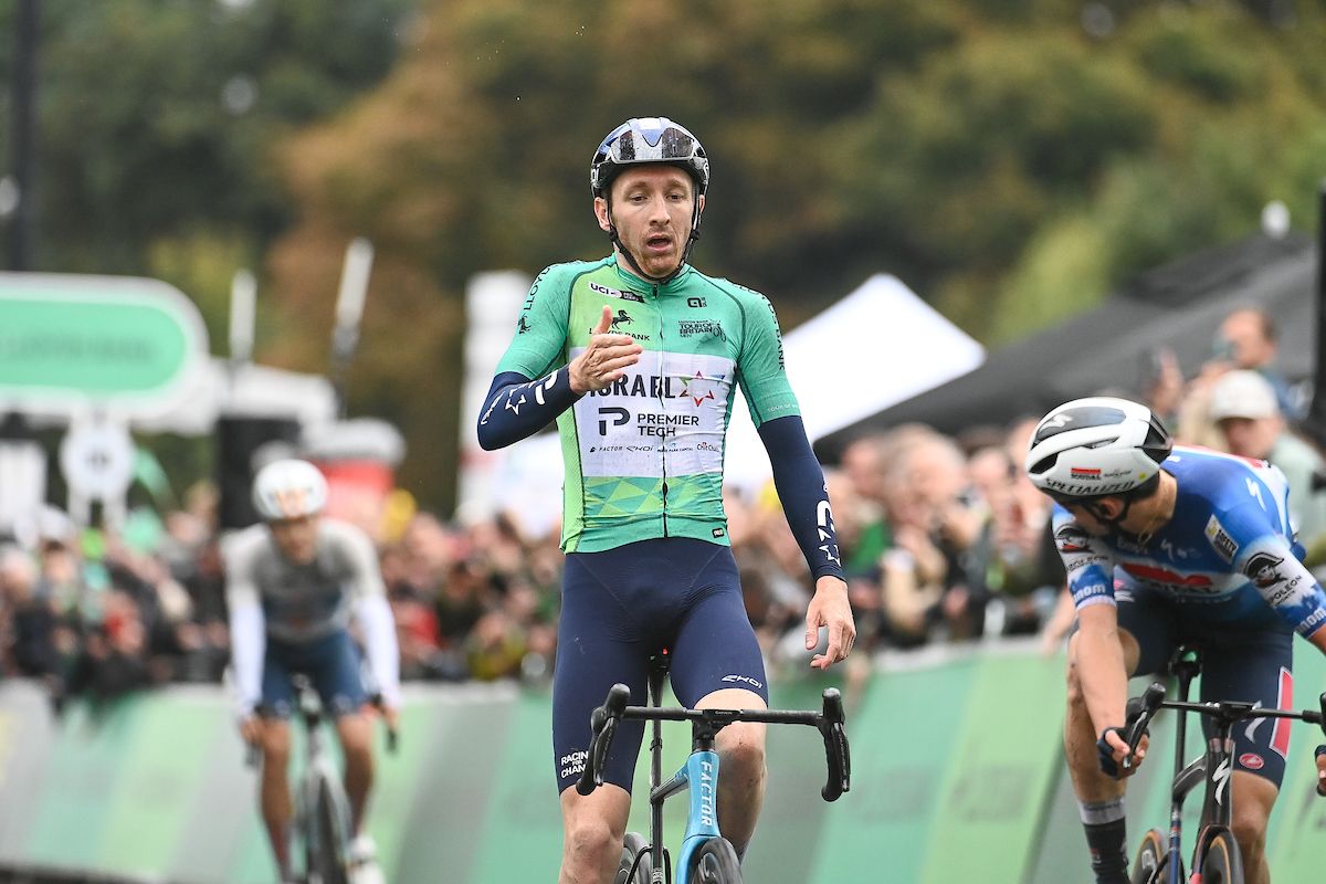Picture by Simon Wilkinson/SWpix.com - 05/09/2024 - Lloyds Bank Tour of Britain 2024 - Stage 3:&Acirc;&nbsp;Sheffield to Barnsley - Stevie Williams (Israel - Premier Tech) wins Stage 3 of the Lloyds Bank Tour of Britain 2024 in Barnsley