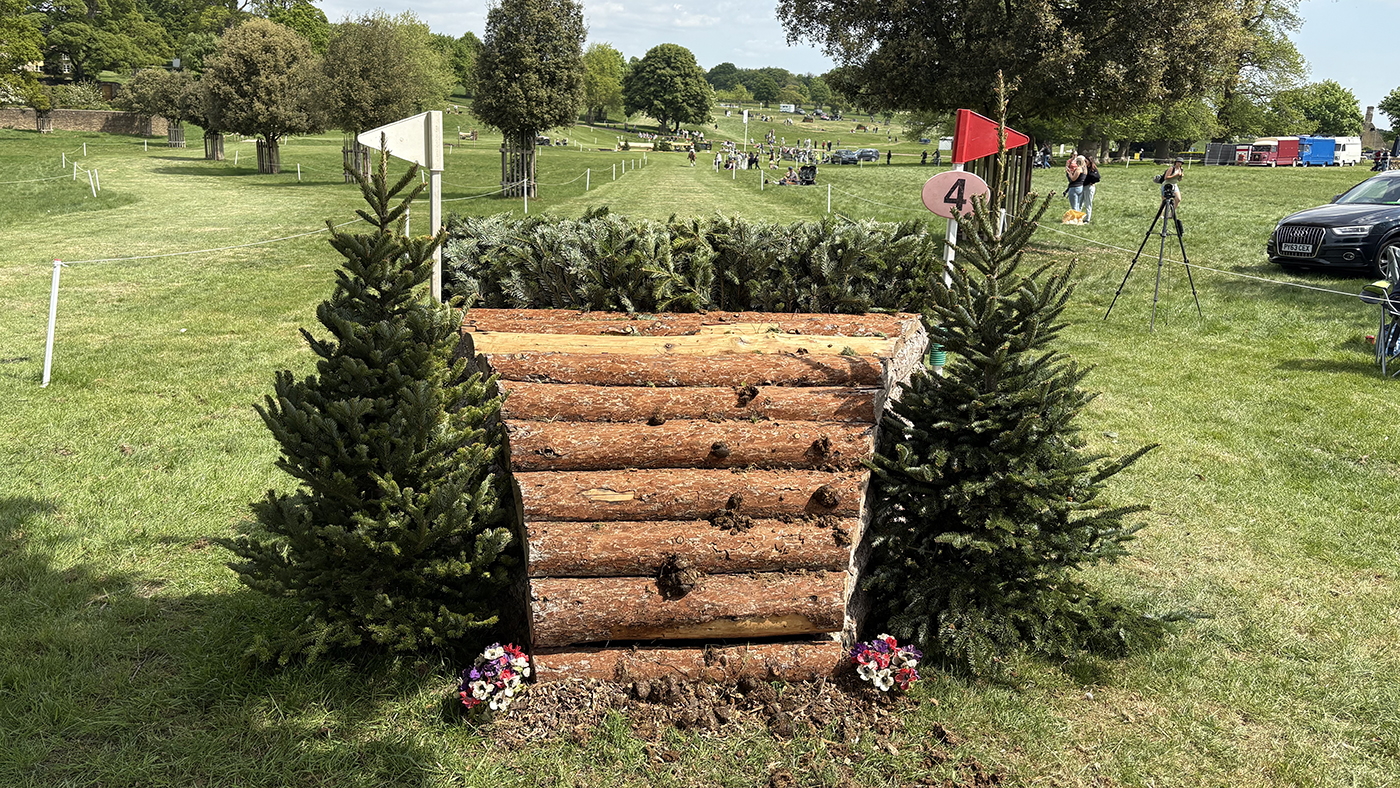 100Fence4