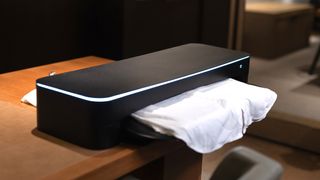 Einsen automated ironing device