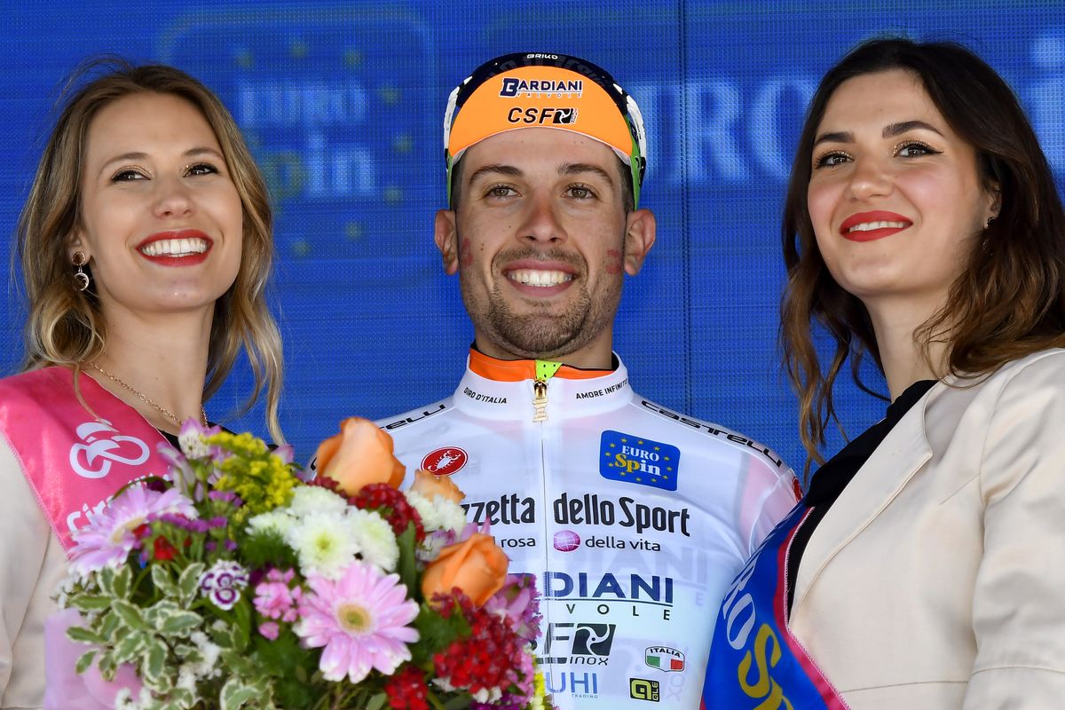 Giovanni Carboni (Bardiani-CSF) takes white and second overall after stage 6