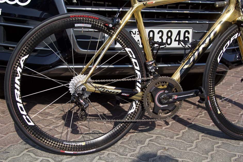 Vinokourov''s bike is kitted out with Corima wheels, the same as his Astana team
