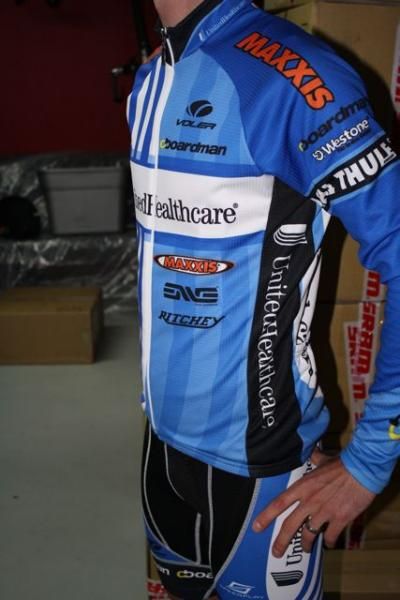 The jersey has classic style.