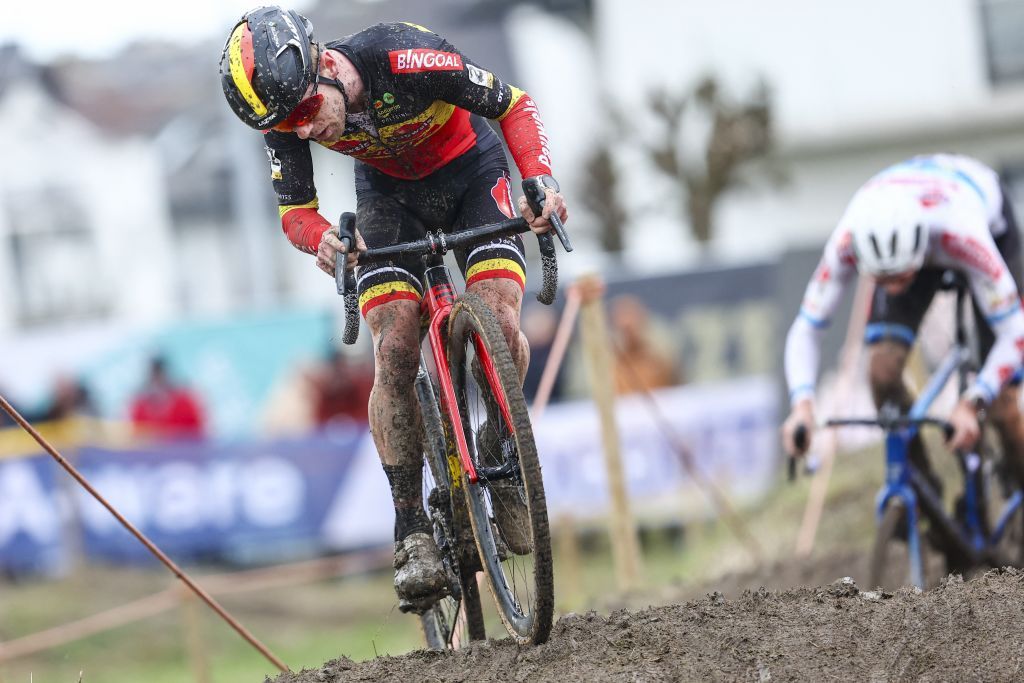 Eli Iserbyt took the win at Superprestige Noordzeecross in Middelkerke