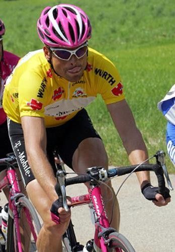 Jan Ullrich (T-Mobile) rides in yellow during stage 5
