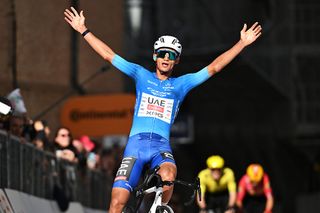 Tirreno-Adriatico: Isaac del Toro wins stage 6 summit finish to extend race lead 
