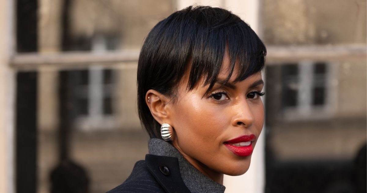 8 Of The Most Iconic Lipstick Shades That Suit Everyone - Vimarsana News