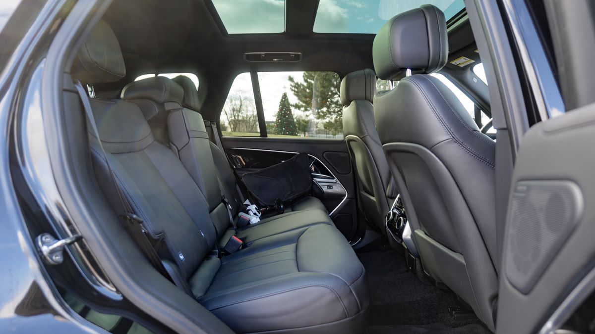 2025 Range Rover L460 test drive.