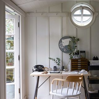 grey home garden office