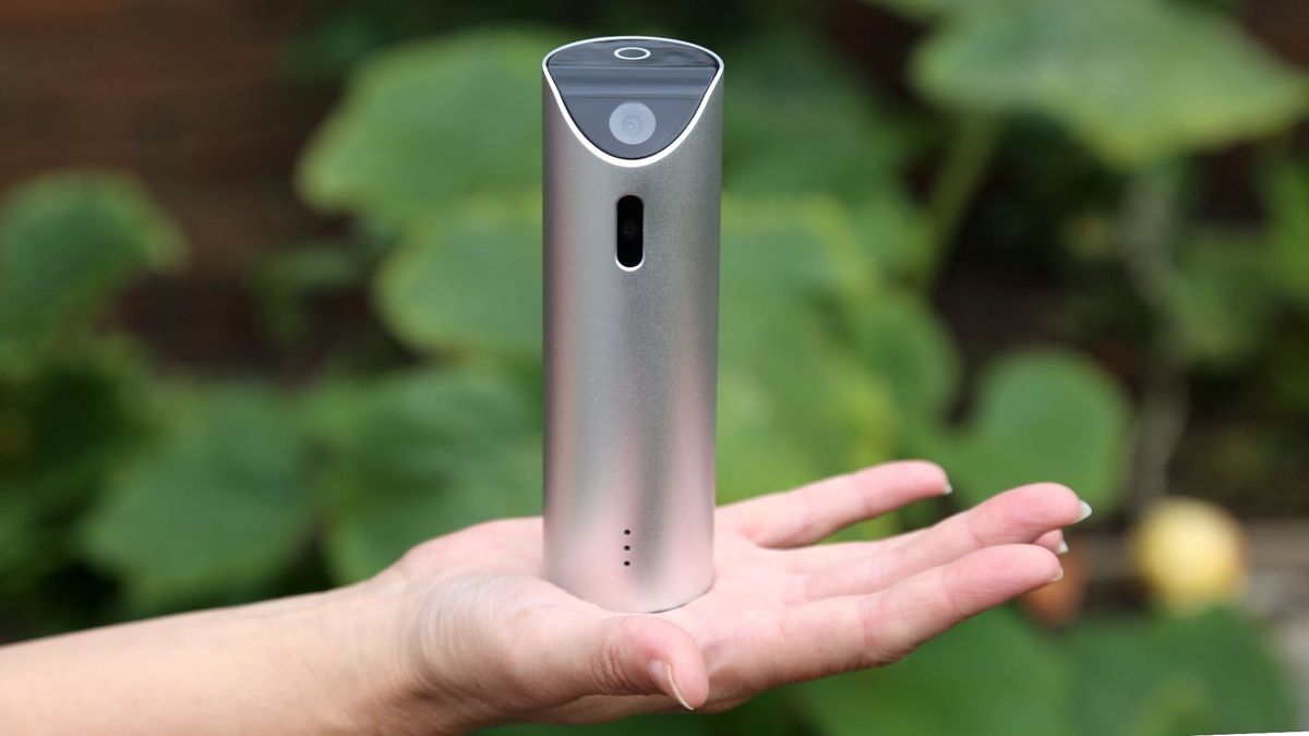 CZUR Mirror Smart AI Posture Corrector review TechRadar