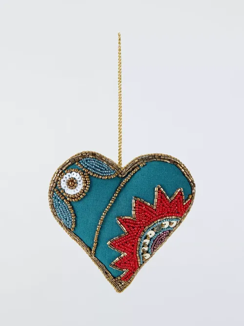 Enchanting Tales Beaded Heart Tree Decoration