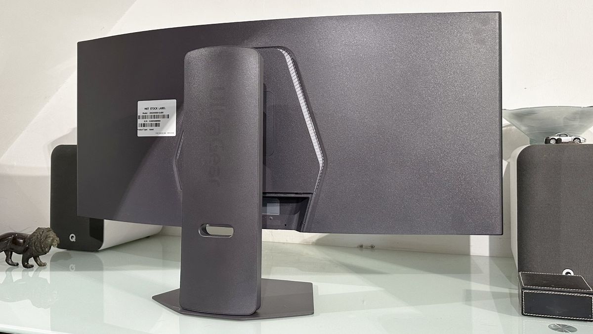 LG UltraGear Evo 39GX950B OLED monitor