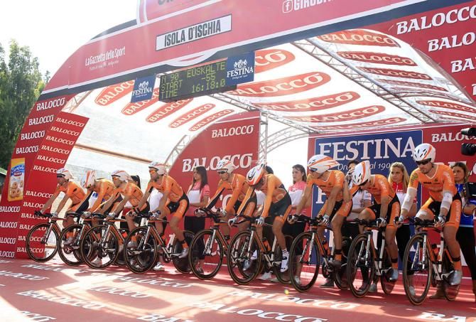Euskaltel - Euskadi at the start