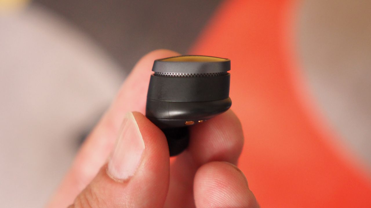 Bowers &amp; Wilkins Pi8 review