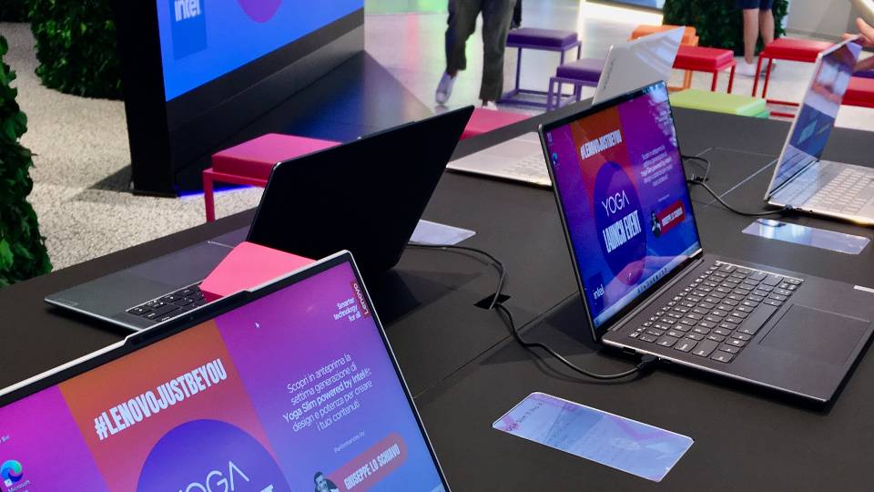 Lenovo Yoga 2022