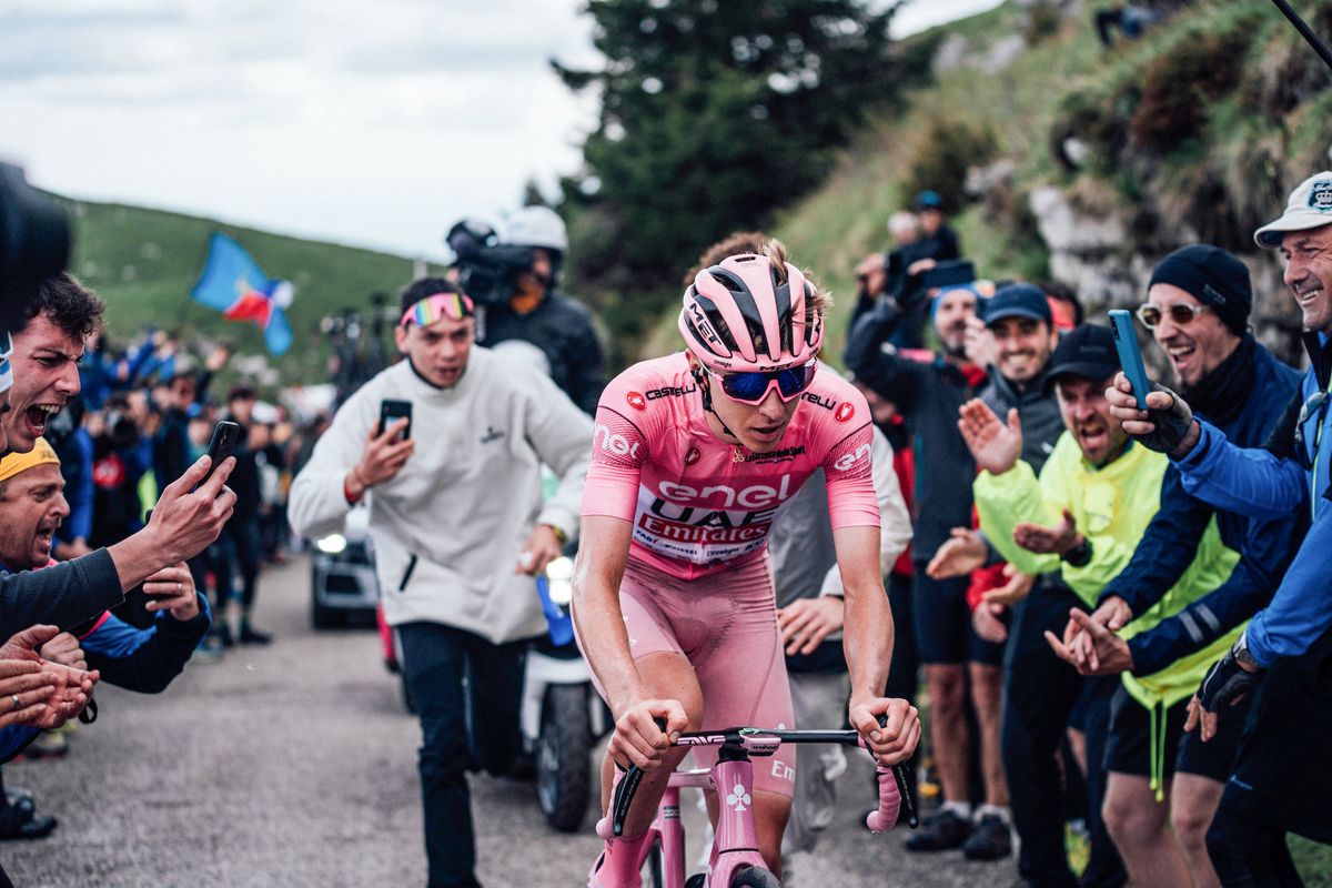 Images from stage 20 of the 2024 Giro d&#039;Italia on Monte Grappa – Zac Williams/SWpix.com