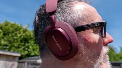 Bowers & Wilkins Px7 S3 in Vintage Maroon