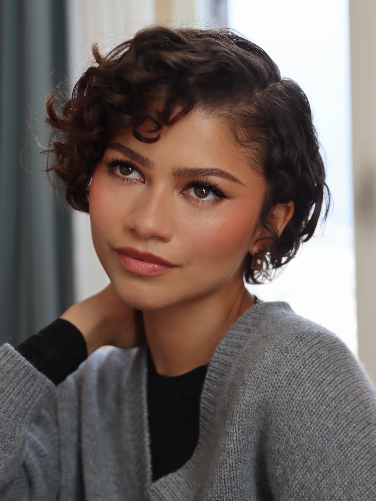 Zendaya with soft bixie haircut - curly hairstyles