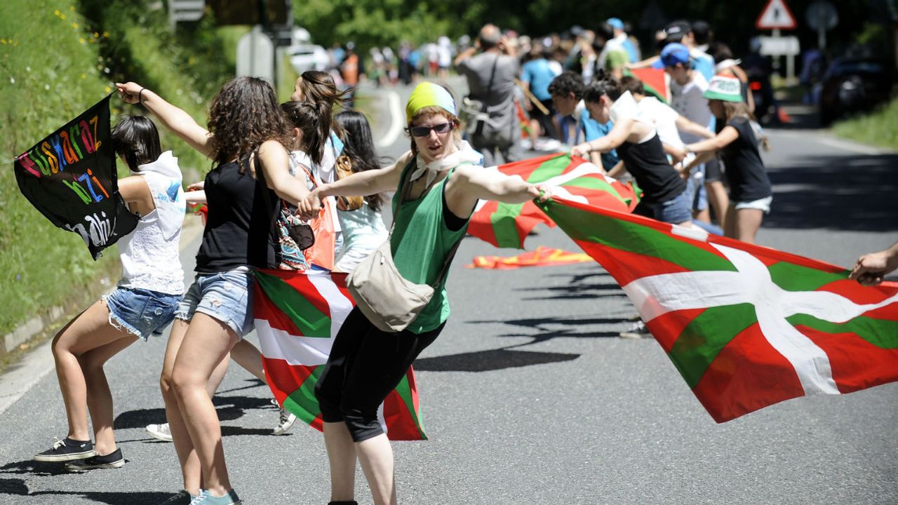 Basque separatists join hands in a human chain protest in 2014