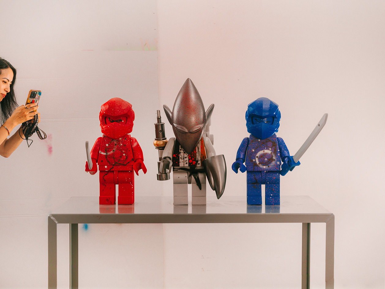 figurines of Ninja of the Futura, Kai and Nya for Lego X Futura for Ninjago anniversary