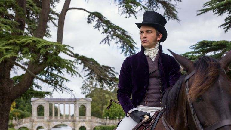 What does the Bee in Bridgerton mean? BRIDGERTON JONATHAN BAILEY as ANTHONY BRIDGERTON sat on a horse in episode 101 of BRIDGERTON