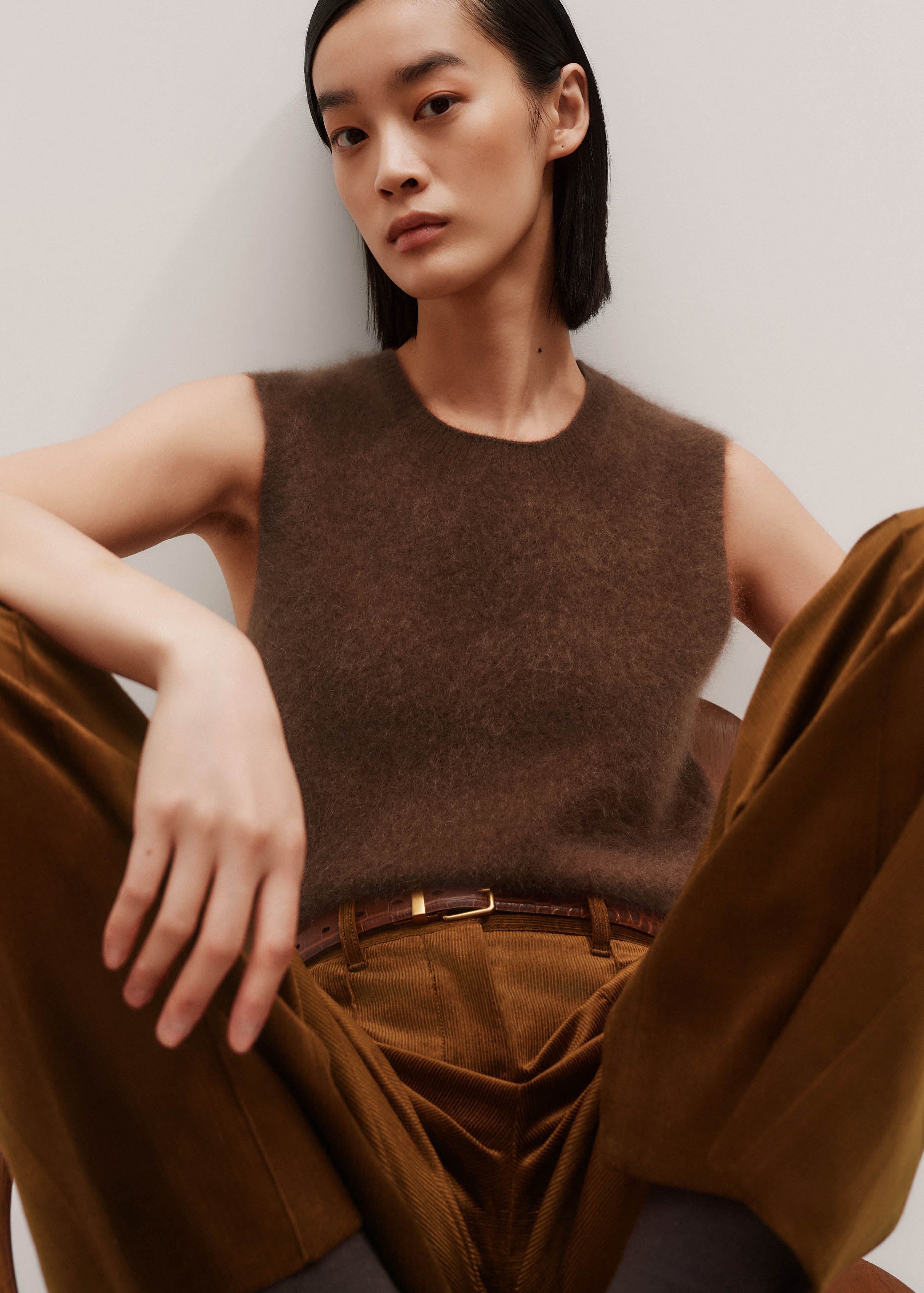 Straight Knit Vest