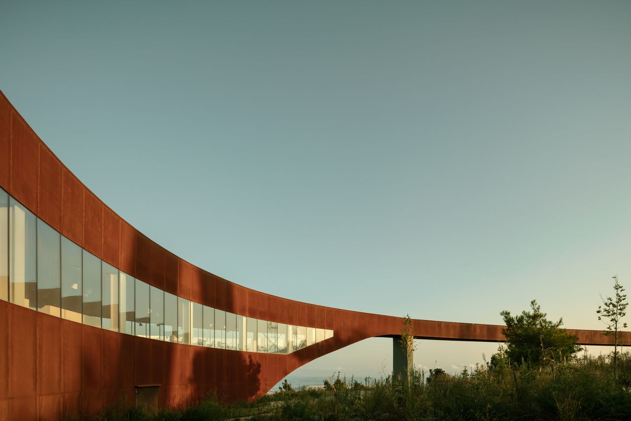 bridge and visitor route at Çanakkale Antenna Tower