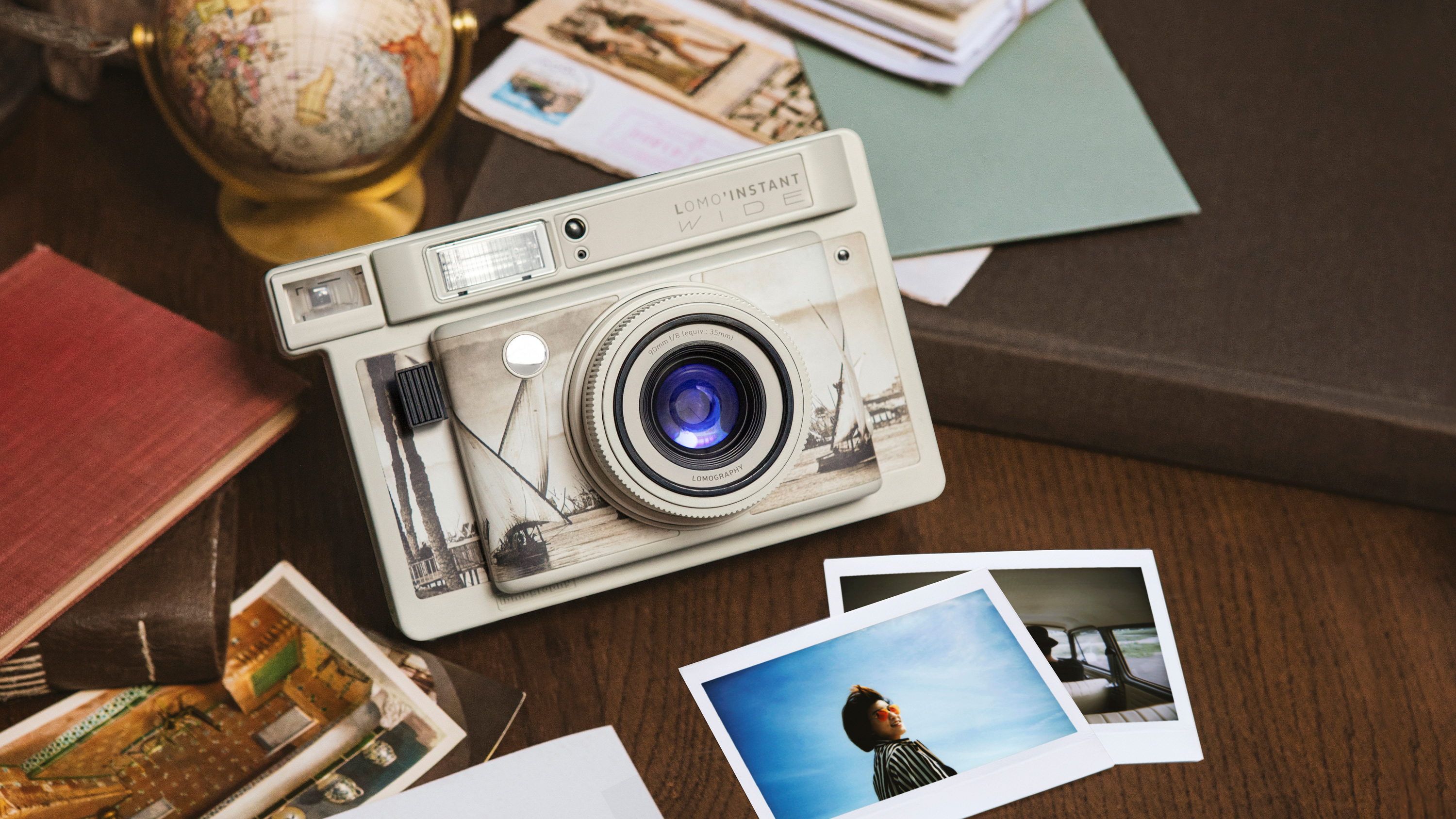 Double Lomo special as Lomography releases 2 limited-edition instant cameras