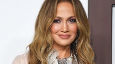 JLo’s ’sweater weather’ nails