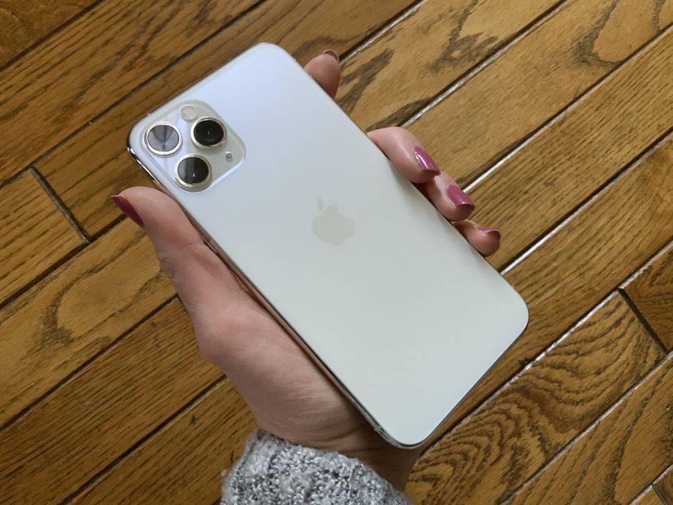 Should you EVER buy an old iPhone? iMore