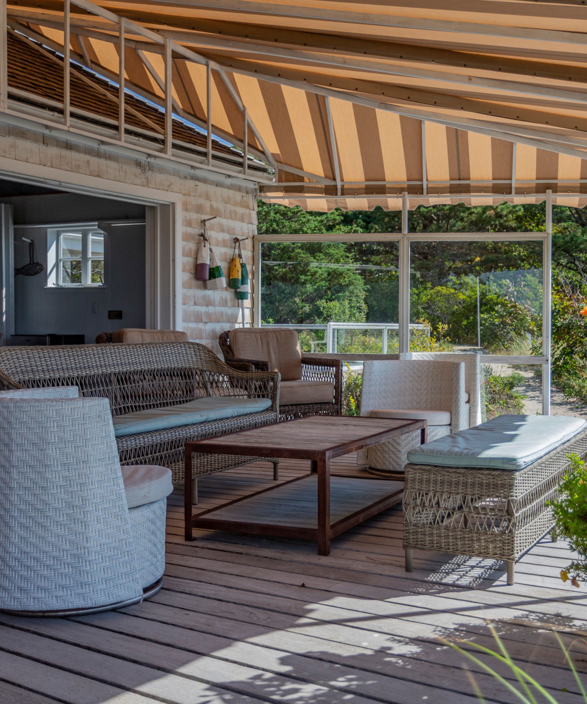 Bunny Mellon's patio