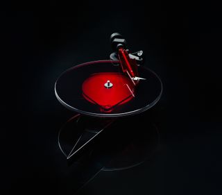 Pro-Ject Audio Systems AC/DC Turntable