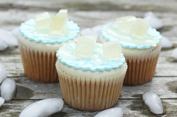 Ice bucket challenge cupcakes