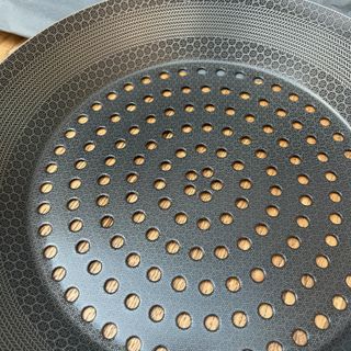 Testing the Hexclad BBQ pan at home