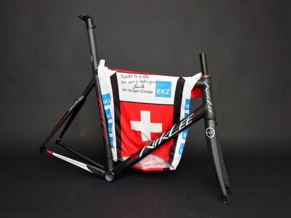 KirkLee is now supplying custom frames for Swiss pro Christian Heule.