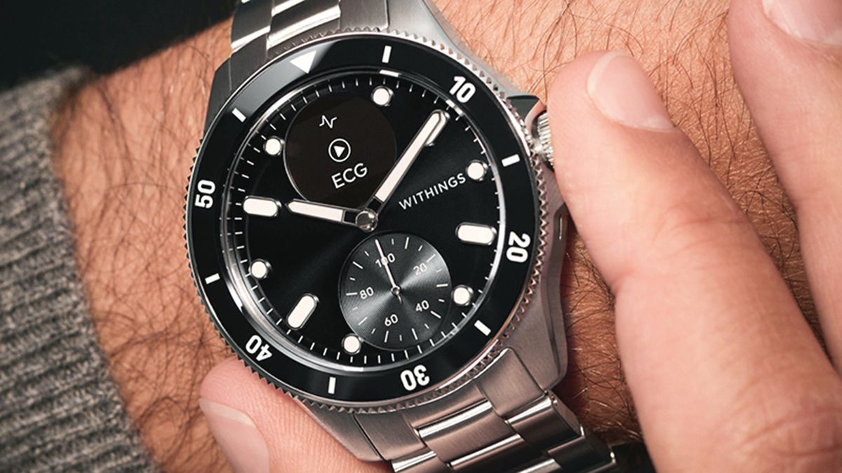 ScanWatch Nova — If Jacques Cousteau wore a smartwatch, this would be it