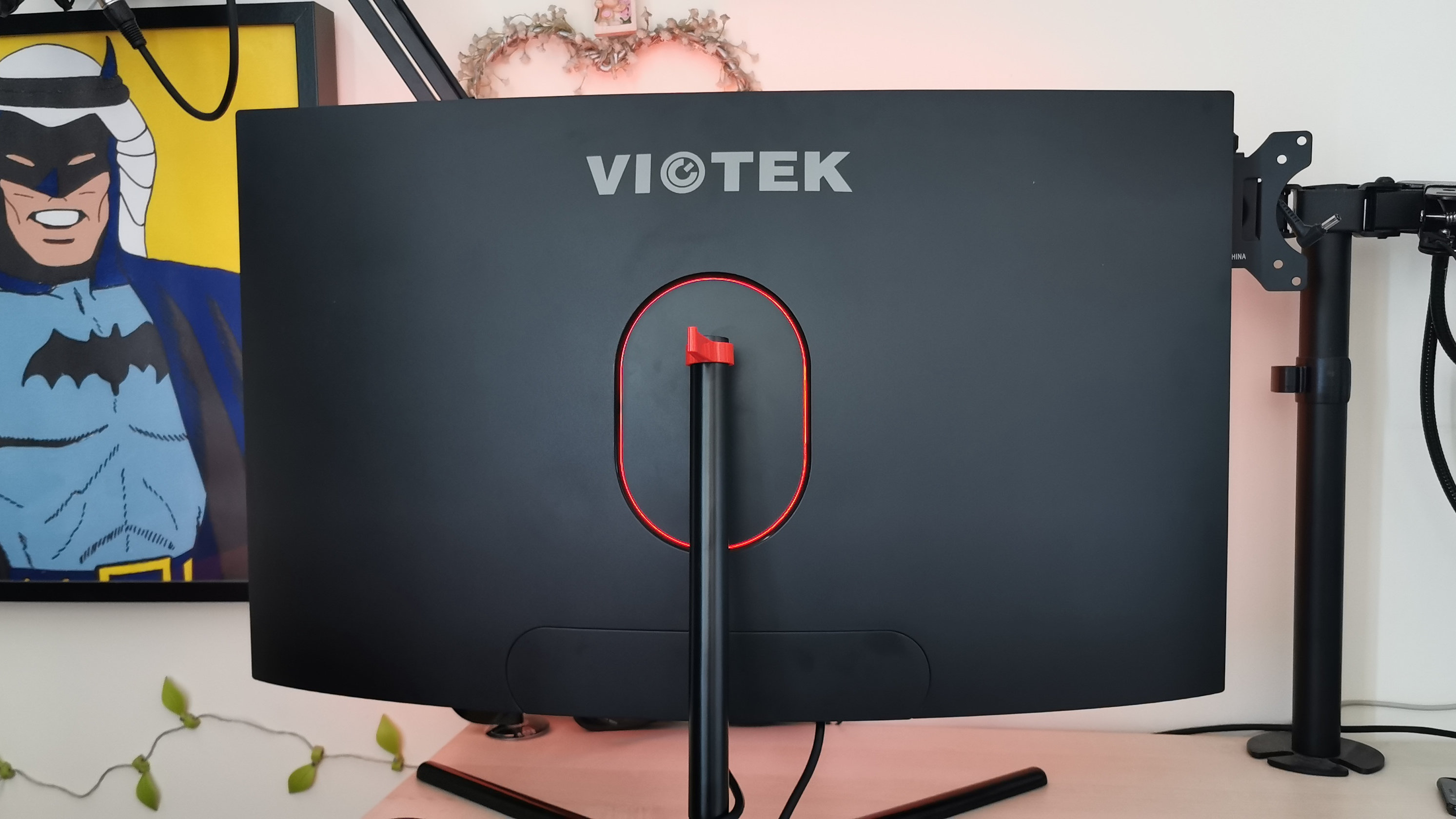 Viotek GNV32DB