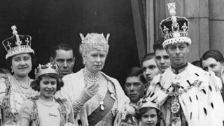 King George VI, Queen Elizabeth with Queen Mary, Princesses Elizabeth and Margaret on King George's coronation day