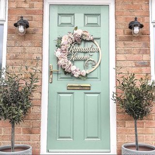 ramadan wreath on a front door