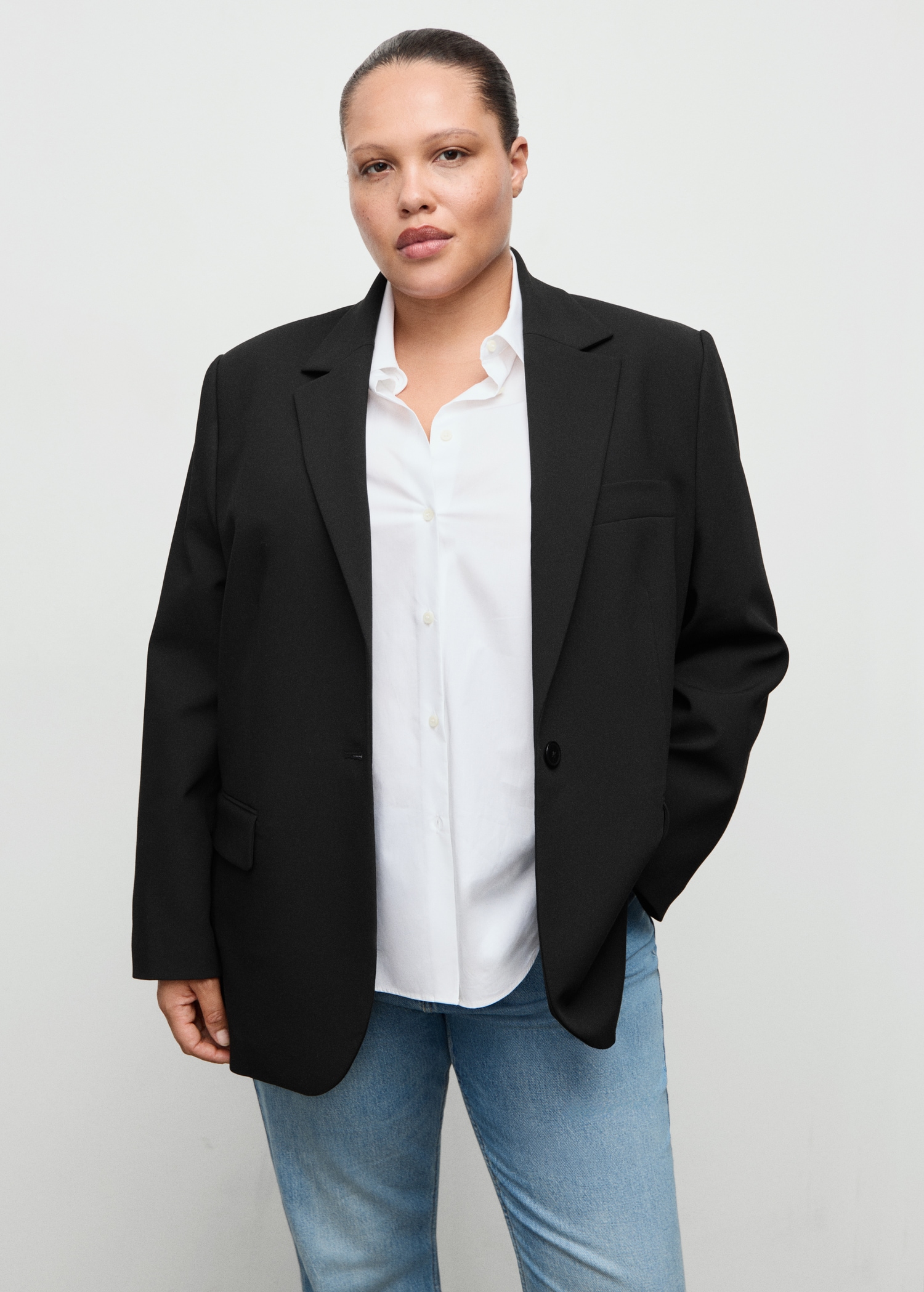 Straight Suit Jacket With Lapel Pockets - Women | Mango United Kingdom