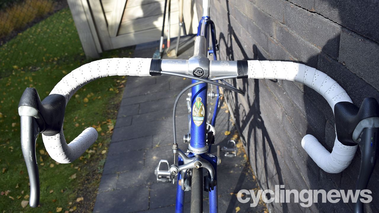 Petrus: handlebars