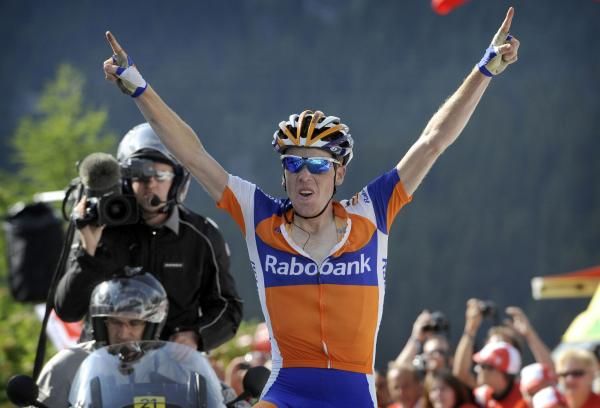 Steven Kruijswijk takes his first career victory