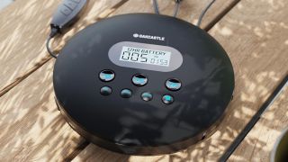 Oakcastle CD100 portable CD player