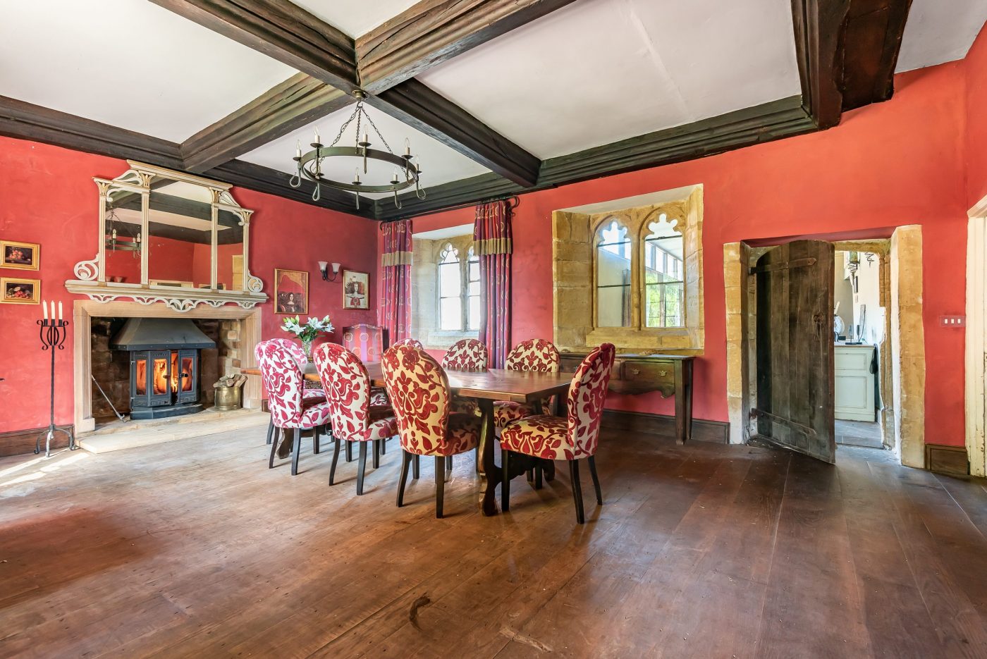 Hey-Farm-Winsham-dining-Symonds-Sampson-Guide-%C2%A32500000-scaled-e1638792094912.jpg