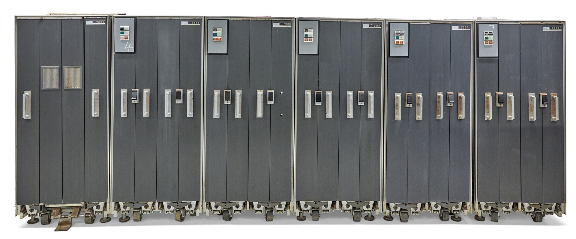 IBM 7090 Mainframe system at auction