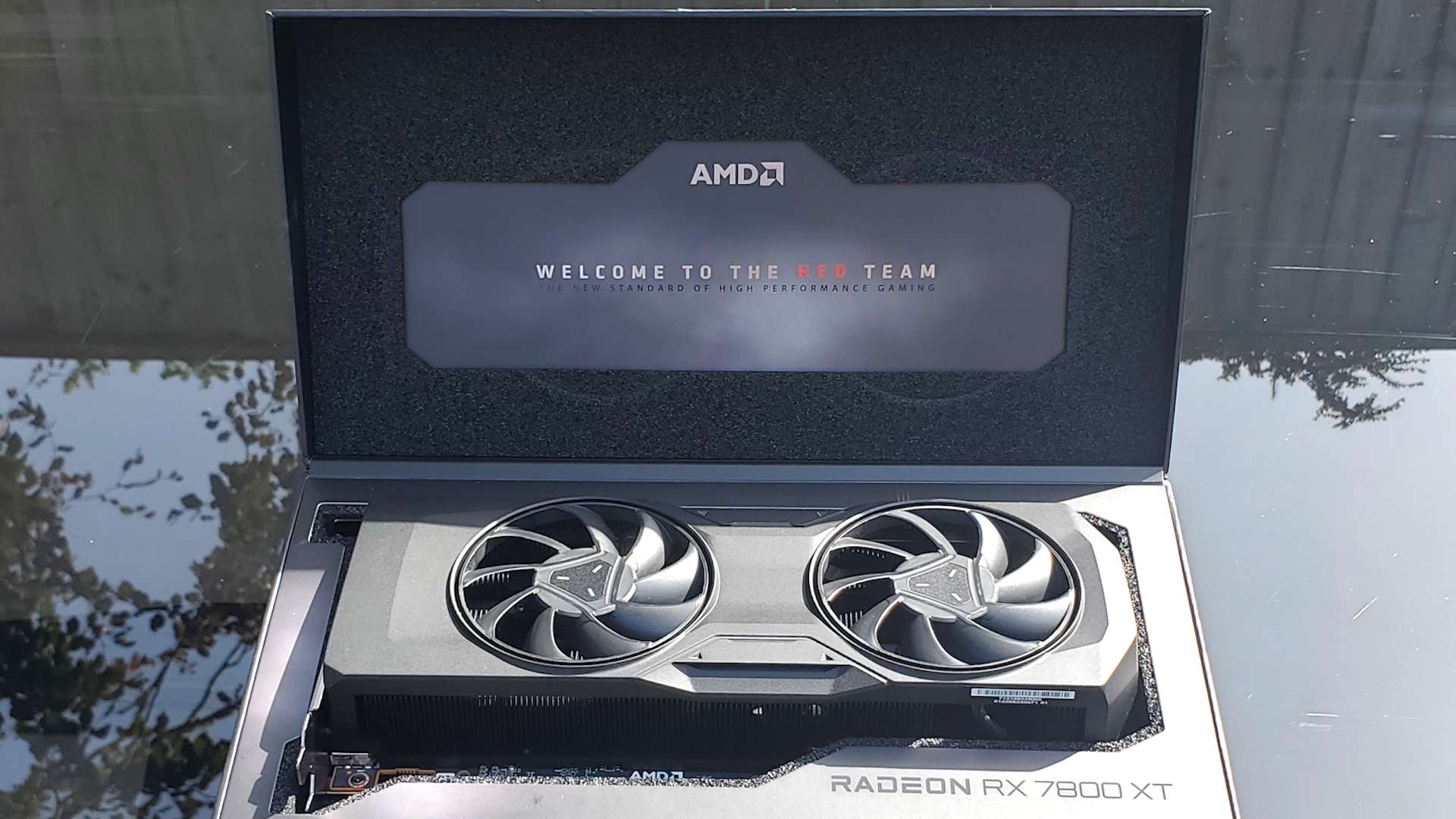 AMD Radeon RX 7800 XT