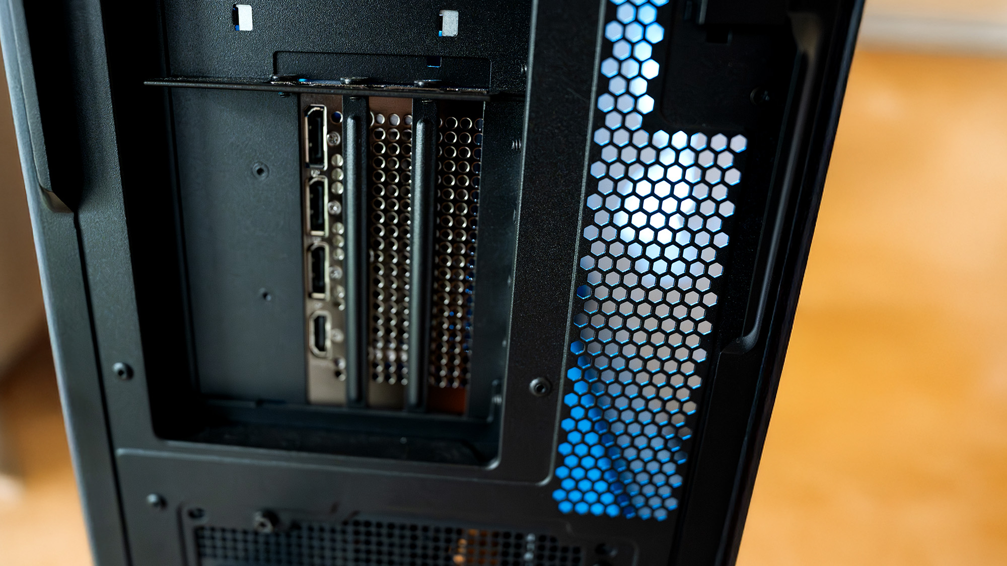 Acer Predator Orion 7000