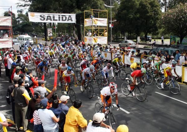 There were plenty of fans on hand to see the final circuit race.