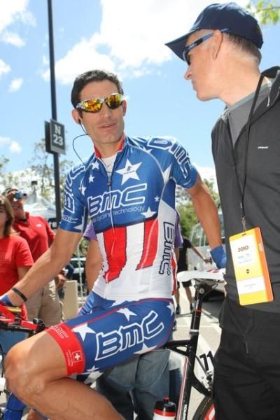 Hincapie shows the stars and stripes