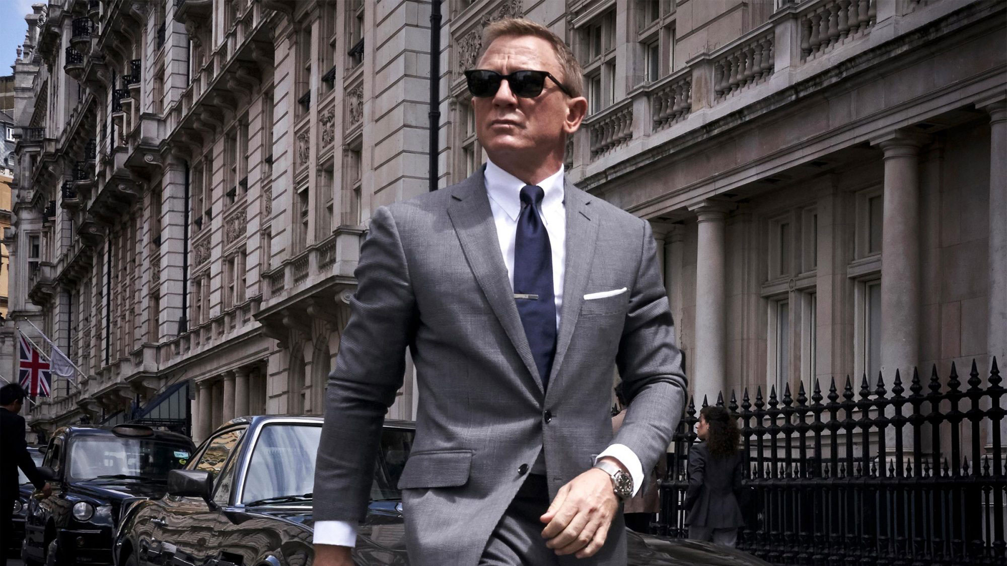How to watch James Bond movies in order 