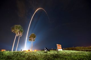 Atlas V GPS IIF-7 Launch Streak